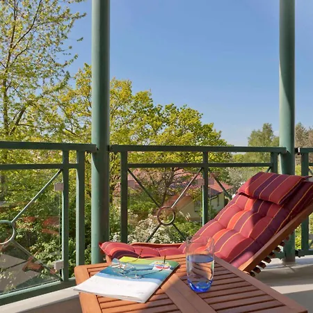 Апартаменты Residenz Waldschloesschen 7 *