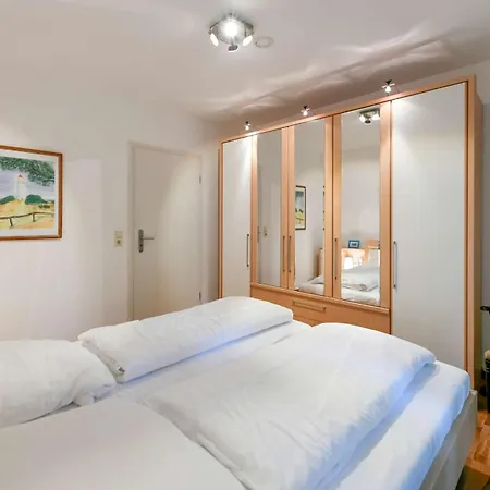 Residenz Waldschloesschen 7 Зеллин